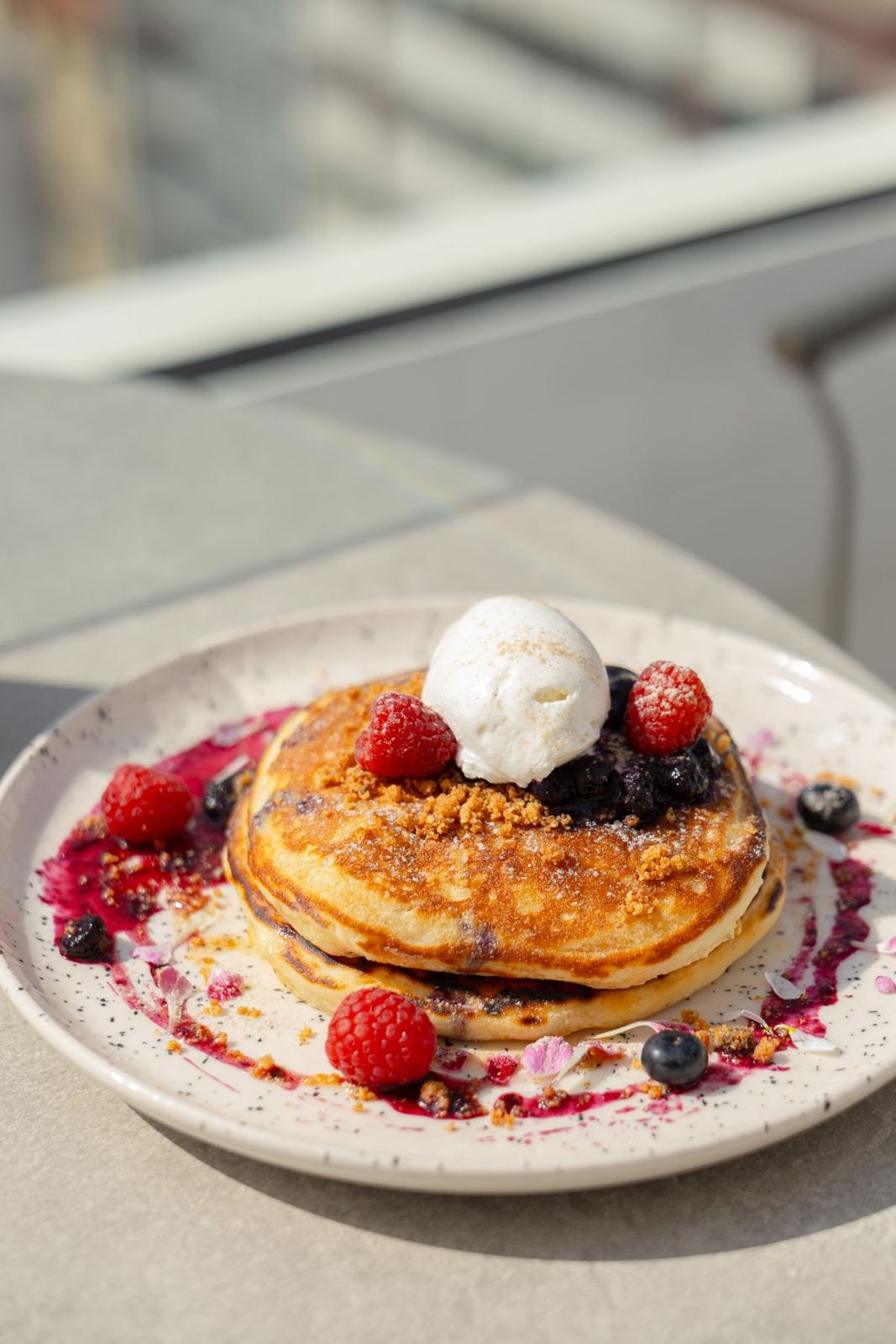 Pancakes con frutos rojos