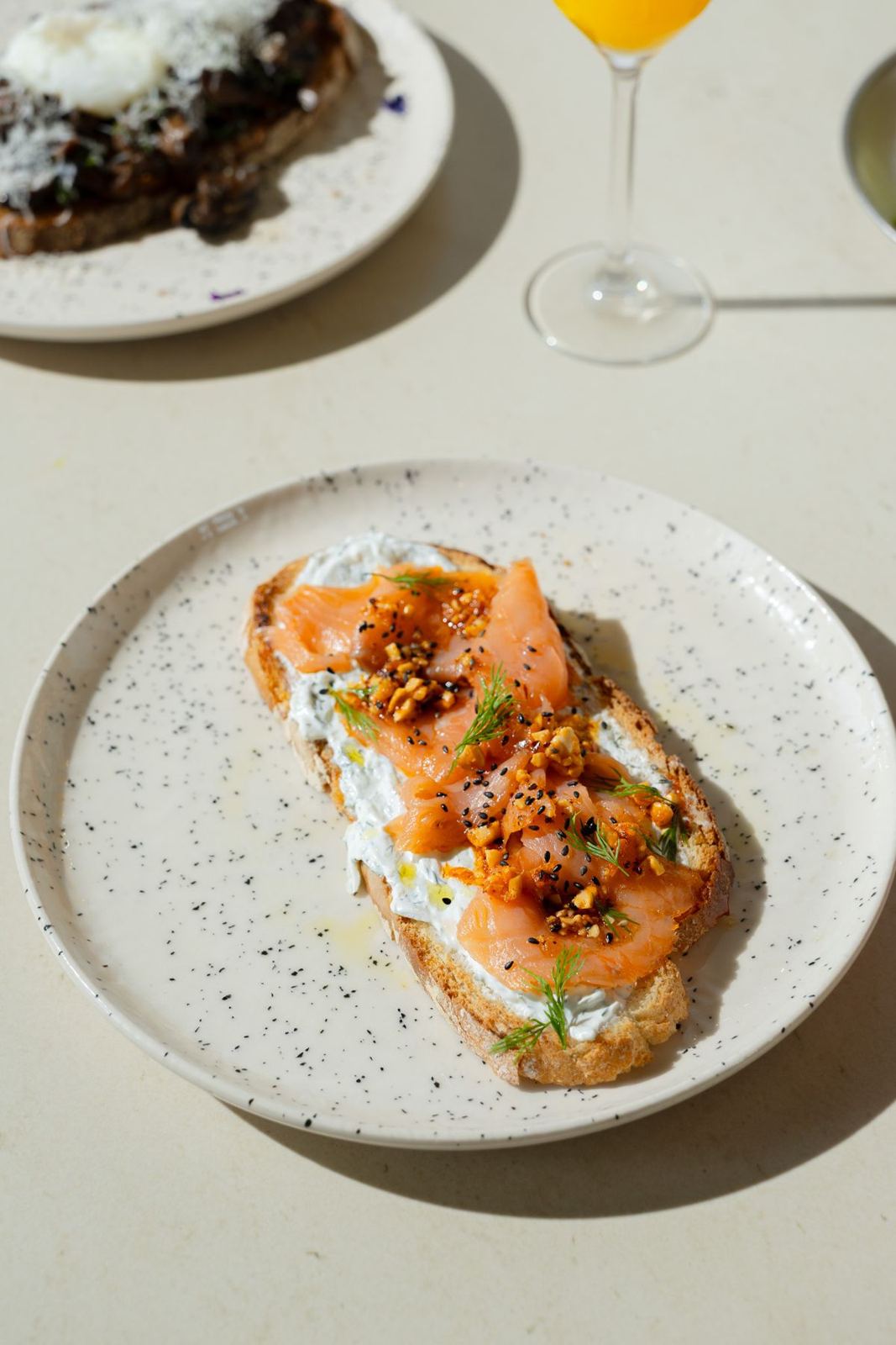 Tostada de salmón